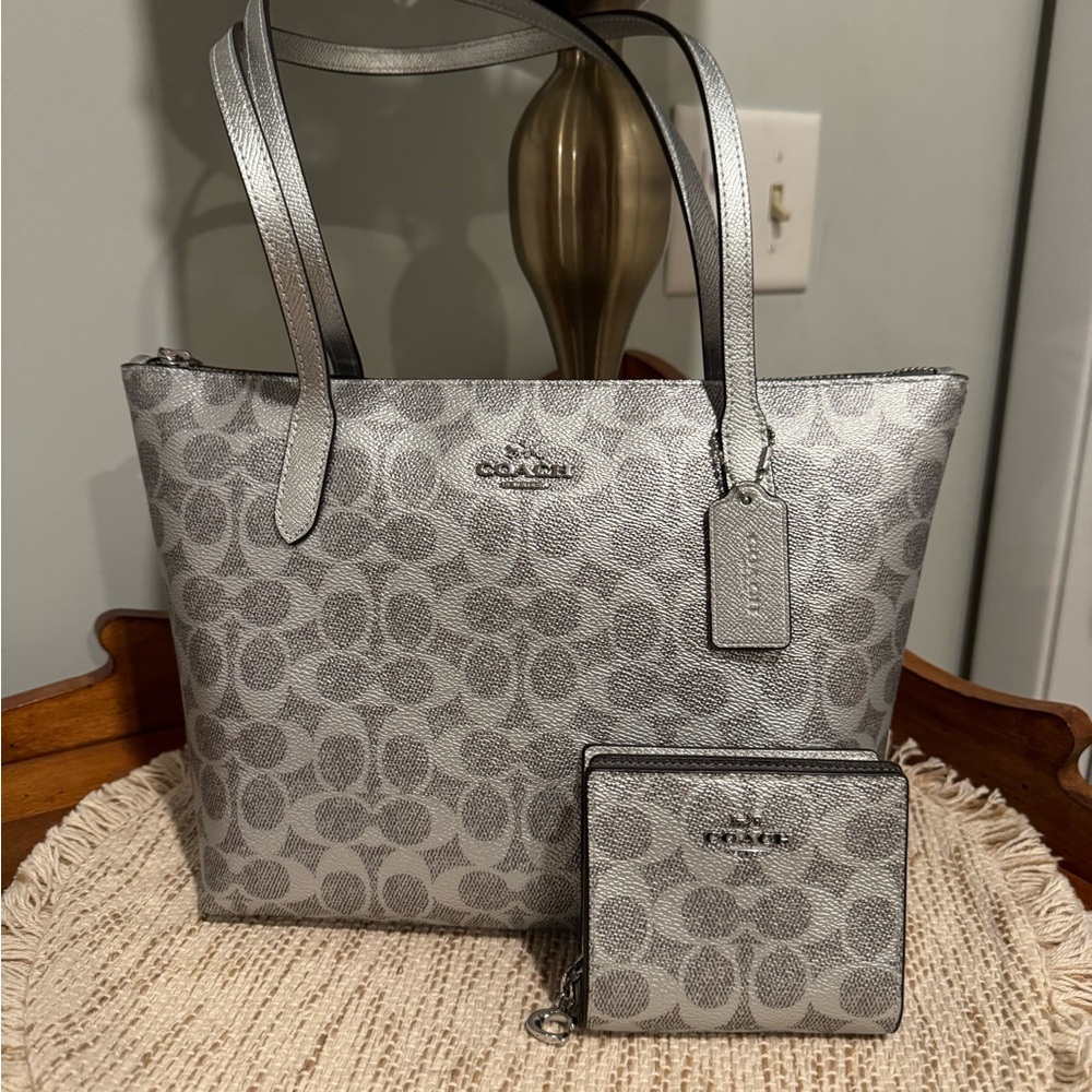 NWT Authentic Coach Silver Tote and Wallet Set